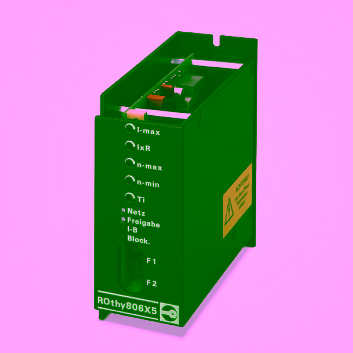 Schwarzes elektronisches Gerät Rothy806X5 mit LED-Anzeigen und Anschlussklemmen.